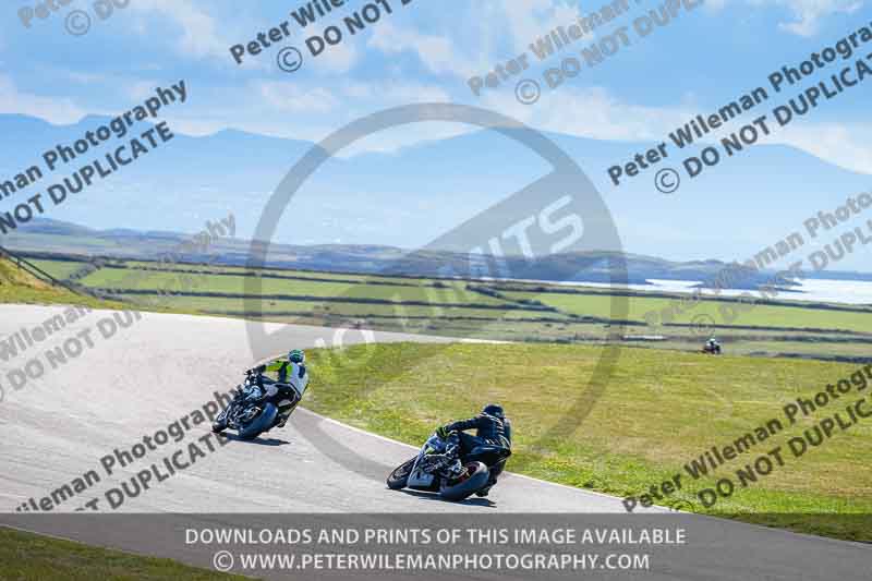 anglesey no limits trackday;anglesey photographs;anglesey trackday photographs;enduro digital images;event digital images;eventdigitalimages;no limits trackdays;peter wileman photography;racing digital images;trac mon;trackday digital images;trackday photos;ty croes